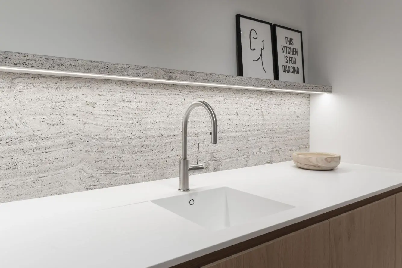 Travertino titanium arenado 60/90/2,0