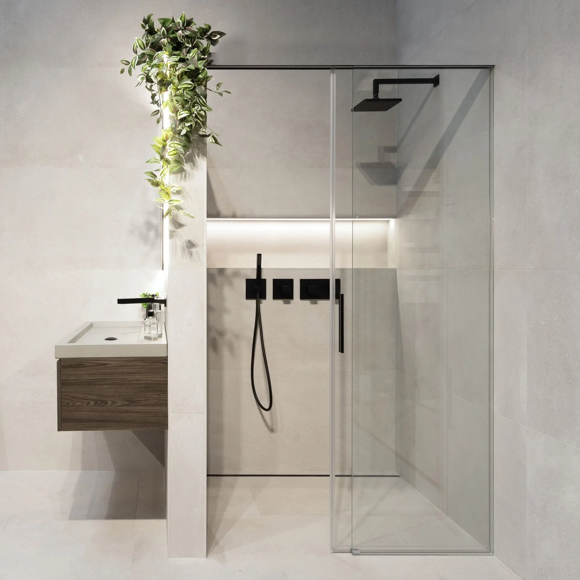 Carrodrain Twiggi XL black Douchegoot Carrodrain Twiggi XL black