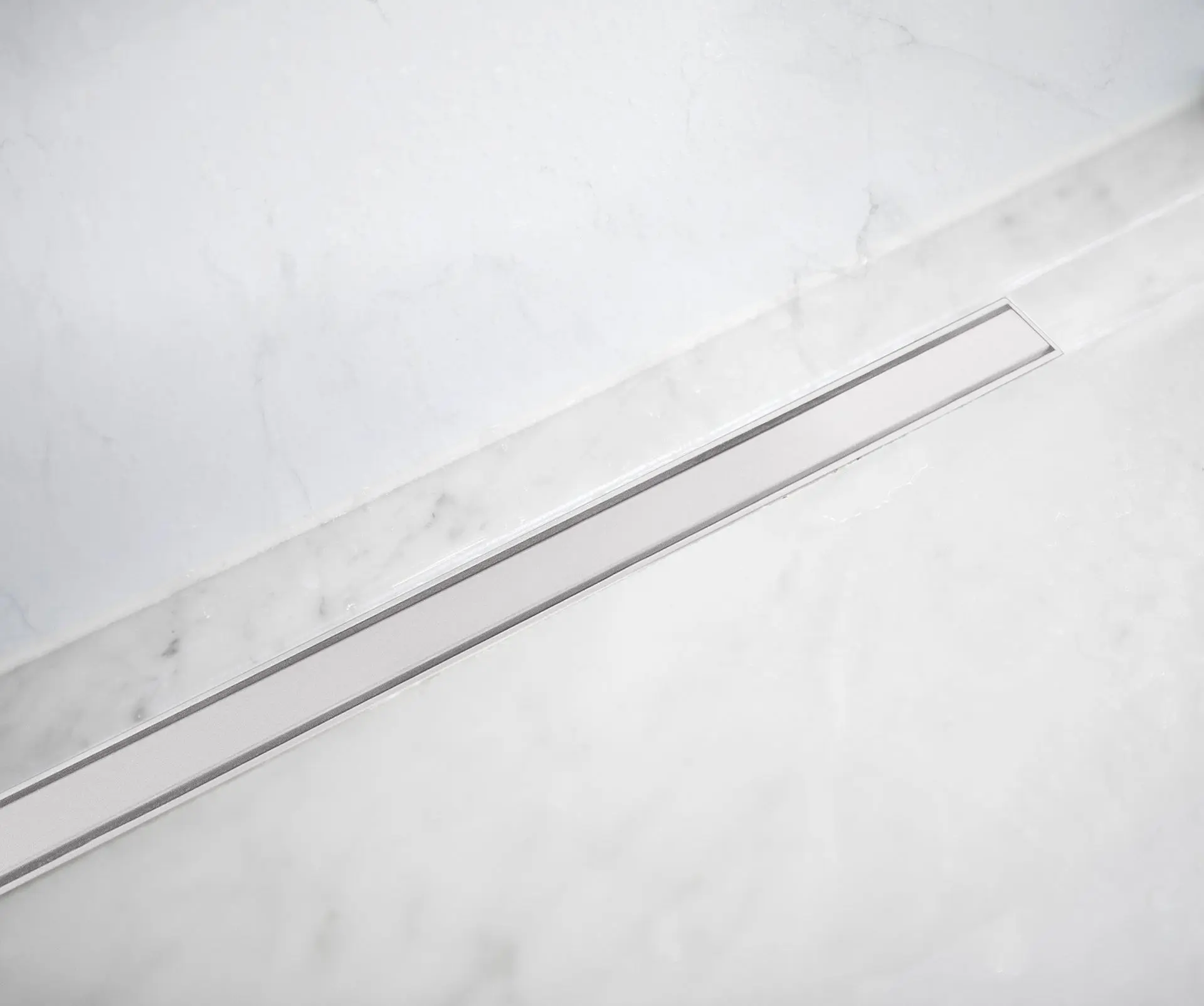 Douchegoot Cayman white