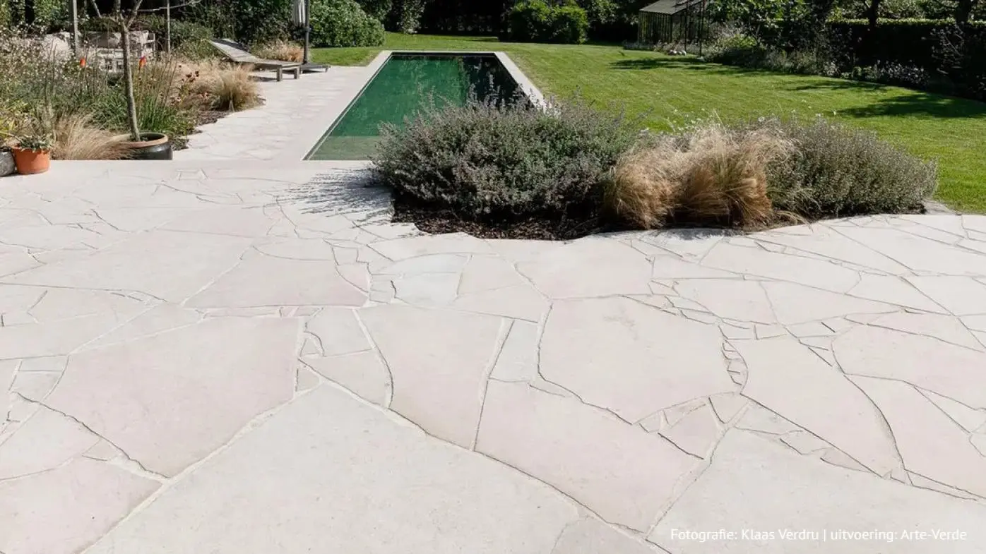 Sinai pearl opus incertum sensato